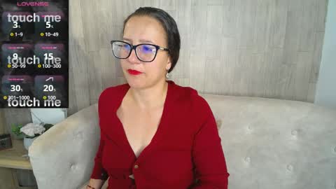 Sara   online show from April 16, 2026, 8:09 pm