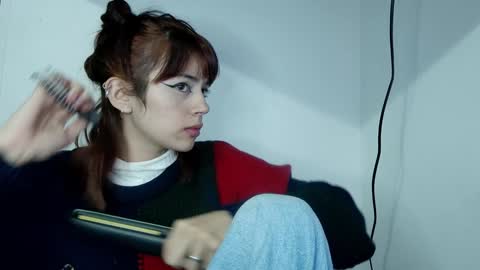 Sara online show from February 2, 2025, 2:48 am