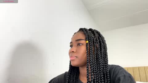 Sara online show from September 16, 2025, 1:34 pm