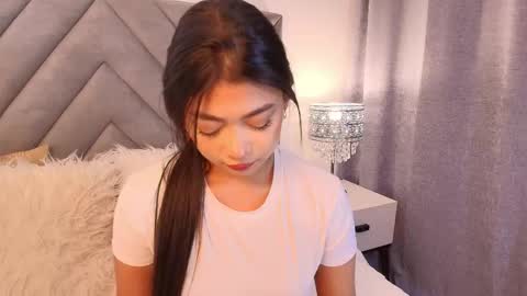 sara_owens7 online show from May 16, 2026, 2:19 am