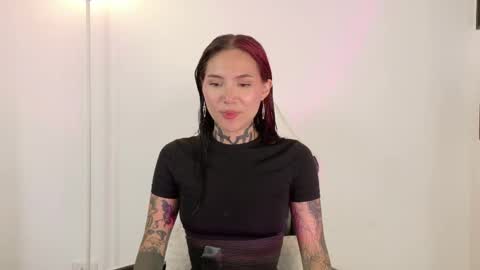 Sara online show from April 9, 2026, 2:11 pm