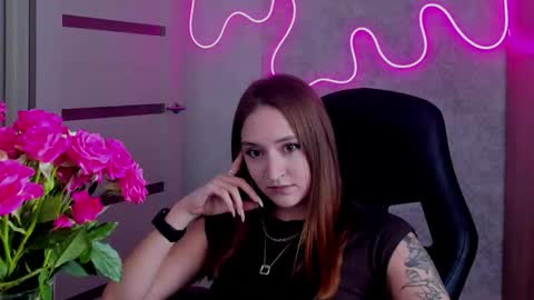 Snapshot of sara_rossse chatting on October 7, 2025, 7:11 pm Sara online show from October 7, 2025, 7:11 pm