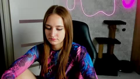 Sara online show from April 23, 2026, 8:44 pm