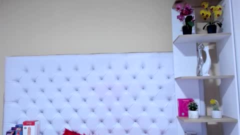 sara_salgado online show from October 27, 2025, 11:14 am