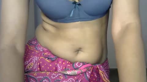 Snapshot of sara_shrma chatting on December 28, 2024, 6:39 am sara online show from December 28, 2024, 6:39 am