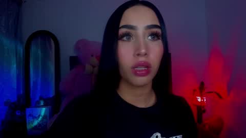 sara_stone03 online show from February 16, 2025, 5:48 am