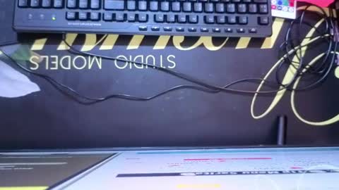 sara_valderrama_ online show from May 25, 2026, 11:49 am