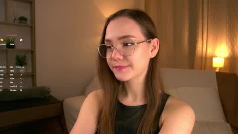 Im Sara  online show from March 8, 2026, 6:01 pm