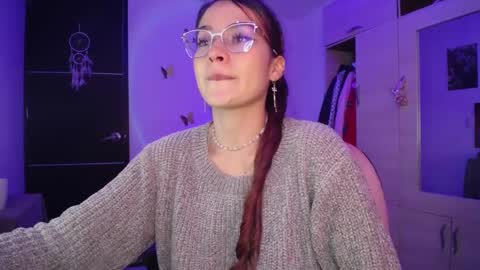 Snapshot of sara_wish_ chatting on December 5, 2024, 2:44 pm Bri online show from December 5, 2024, 2:44 pm