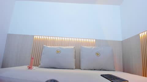 sara wite online show from November 8, 2025, 12:05 pm