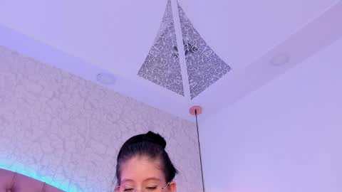 Snapshot of saraa_joness_ chatting on June 1, 2026, 7:26 pm Sara online show from June 1, 2026, 7:26 pm