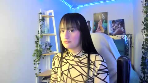 Sarah Ramirez online show from January 21, 2025, 3:48 am