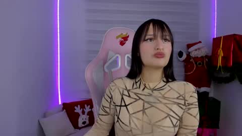 Sarah Ramirez online show from December 4, 2025, 3:49 am