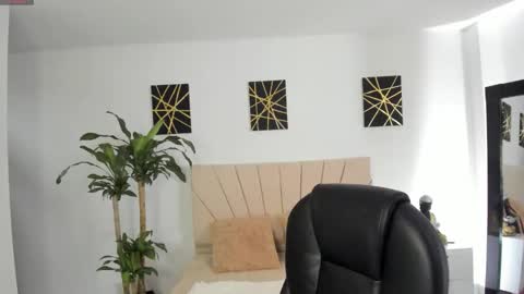 saraa_stormy online show from March 23, 2026, 8:35 pm