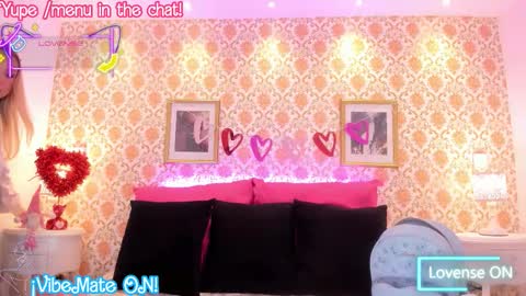 SaraAvila  online show from February 18, 2026, 8:49 pm