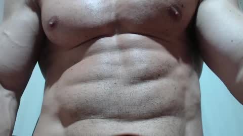 saradorj92 online show from May 15, 2026, 10:50 pm