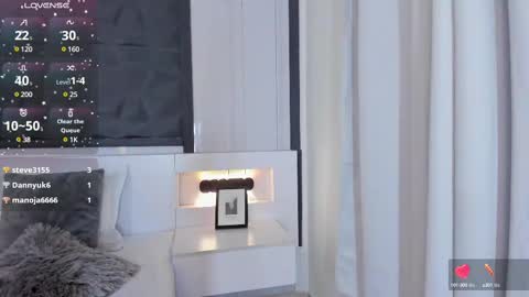 Snapshot of saragomez_1 chatting on March 4, 2025, 7:11 pm Sara Gomez online show from March 4, 2025, 7:11 pm