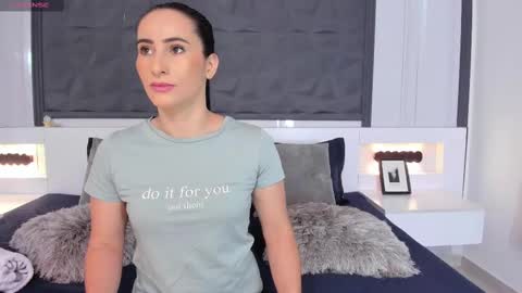 Snapshot of saragomez_1 chatting on March 11, 2025, 1:34 pm Sara Gomez online show from March 11, 2025, 1:34 pm
