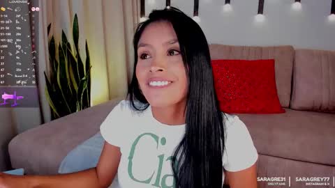 Sara Grey online show from November 27, 2025, 1:35 pm