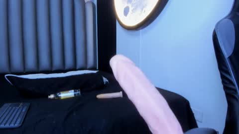 Sarah online show from January 7, 2026, 12:13 am