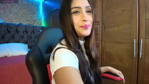 Snapshot of sarah_escobarr_ chatting on February 18, 2026, 1:29 pm Sarah online show from February 18, 2026, 1:29 pm