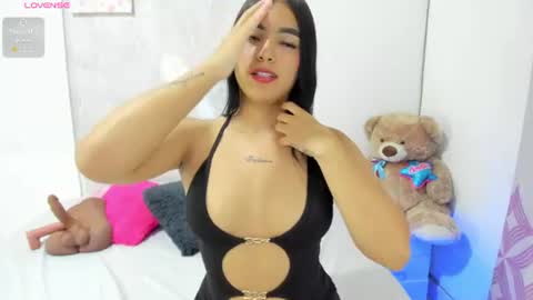 Snapshot of sarah_lowee chatting on July 16, 2026, 6:14 pm sarah_lowee online show from July 16, 2026, 6:14 pm