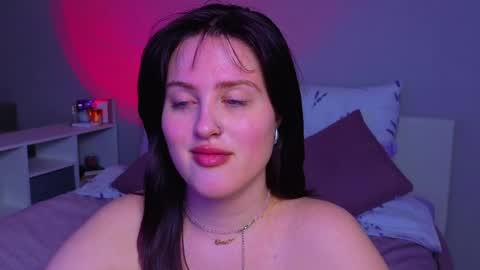 Sarah online show from May 15, 2026, 11:01 pm