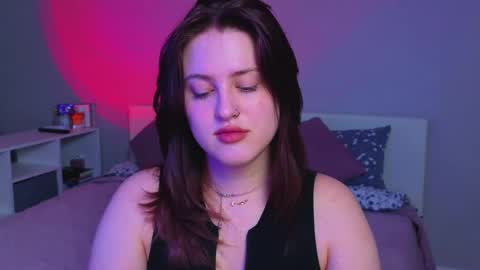 Sarah online show from June 6, 2026, 11:09 pm