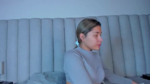 Snapshot of sarahevans__ chatting on March 7, 2025, 2:46 am Sarah Evans online show from March 7, 2025, 2:46 am