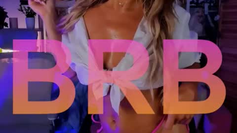 Divine Sarah NONUDE model online show from February 2, 2026, 11:42 am