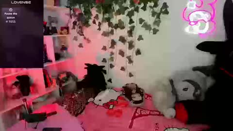 Snapshot of sarahminage_ chatting on September 26, 2025, 5:39 pm Sarah NEW ACCOUNT online show from September 26, 2025, 5:39 pm