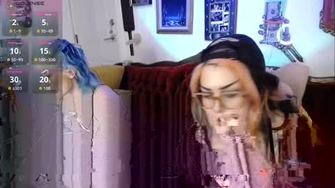 Sarah Moon online show from February 26, 2026, 4:44 am