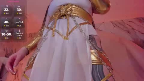 Sarah Rhodes online show from October 30, 2025, 2:07 pm