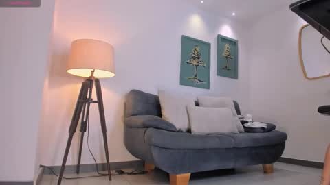 Sarah  independent model online show from March 14, 2026, 5:13 am