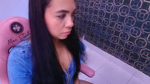 Sara  online show from March 7, 2025, 12:01 pm