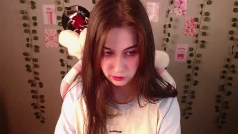 Snapshot of sarakinski chatting on December 21, 2024, 1:32 pm Sara online show from December 21, 2024, 1:32 pm