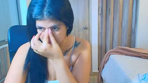 saramantha09 online show from February 14, 2026, 8:38 pm