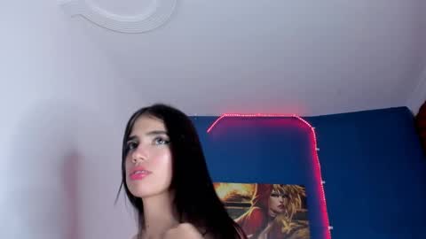  Sara  online show from January 29, 2025, 6:28 pm