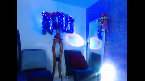 Snapshot of sarasmith2 chatting on December 4, 2024, 11:35 pm sara online show from December 4, 2024, 11:35 pm