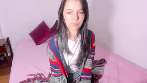 Sara   online show from October 14, 2025, 9:37 pm