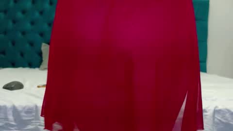 Sara online show from September 9, 2025, 6:51 pm