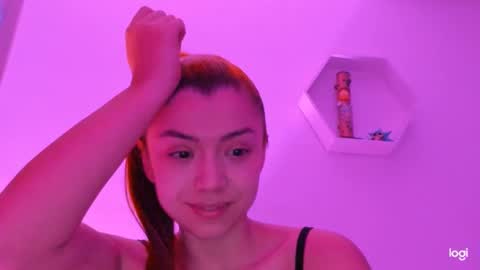 Snapshot of saray2312 chatting on January 18, 2025, 4:26 am Saray  online show from January 18, 2025, 4:26 am