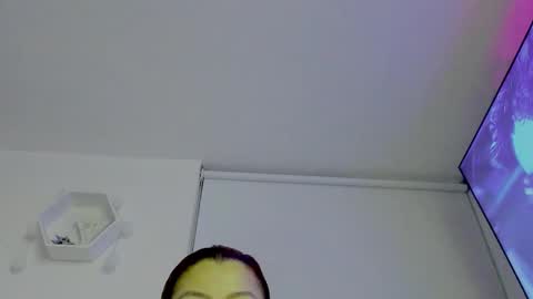 Snapshot of saray2312 chatting on September 19, 2025, 11:38 pm Saray  online show from September 19, 2025, 11:38 pm