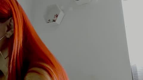 Saray  online show from November 10, 2025, 8:41 pm