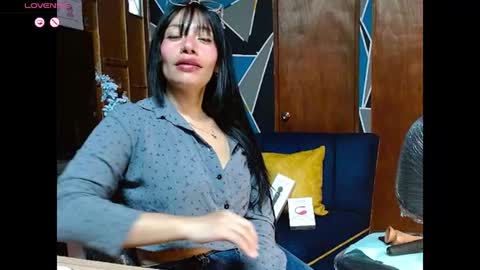 saray_nice online show from April 9, 2026, 10:48 pm