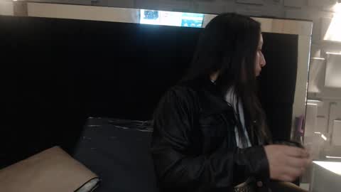 Saray Pink online show from January 10, 2026, 11:34 am