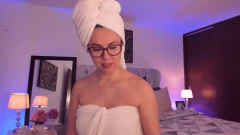 sarha online show from October 12, 2025, 12:48 pm