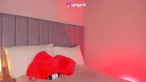 Sara Garcia online show from October 31, 2025, 4:57 am