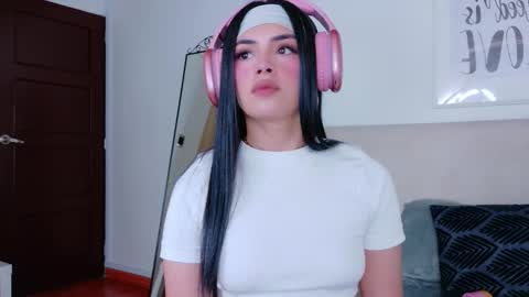 Sara online show from January 7, 2026, 8:55 pm