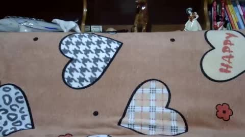 Snapshot of sarraella chatting on February 10, 2025, 8:00 pm Sarra online show from February 10, 2025, 8:00 pm